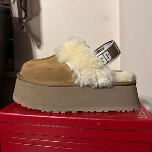 UGG Funkette
